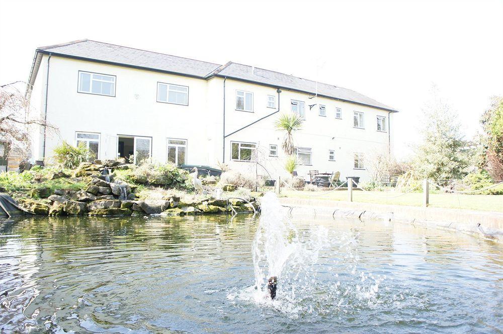 Asperion Hillside Hotel Guildford Zewnętrze zdjęcie