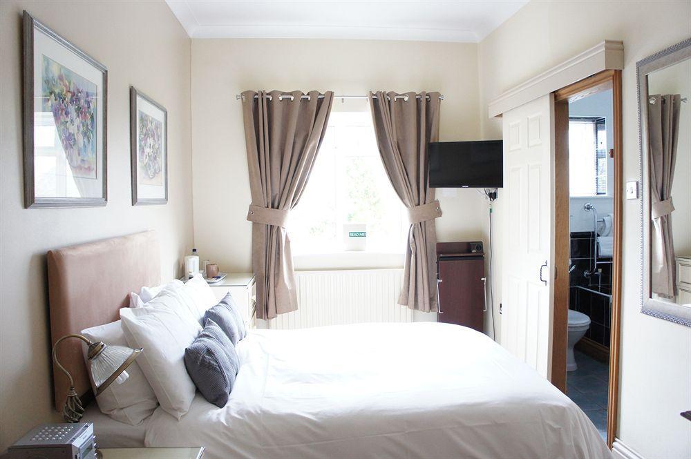 Asperion Hillside Hotel Guildford Zewnętrze zdjęcie