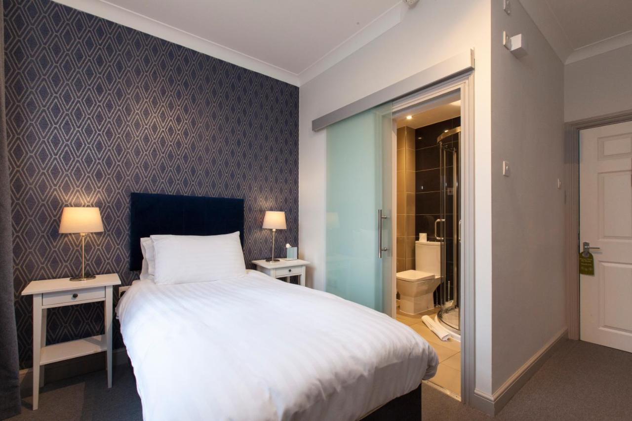 Asperion Hillside Hotel Guildford Zewnętrze zdjęcie